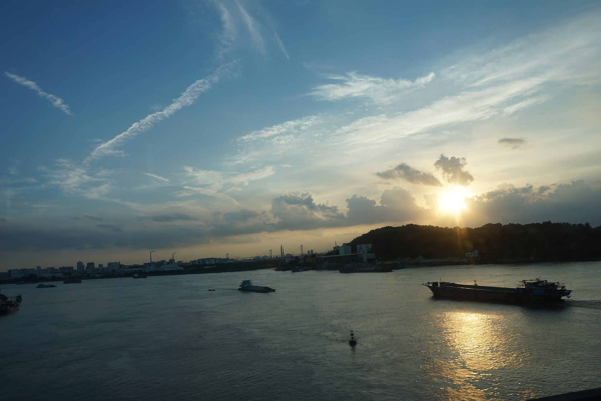 Dongguan photo 1